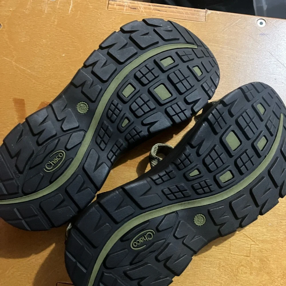 Chaco Men's Z/2 Sandals | Hike Paddle Outdoors | Size 9